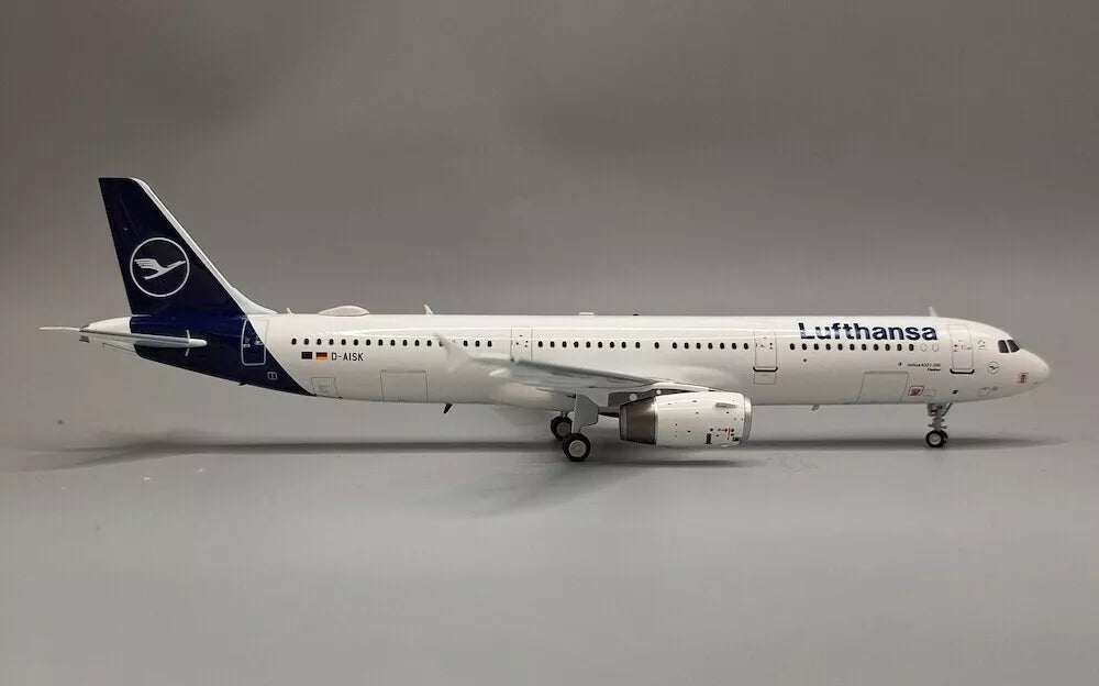 JFOX A321-231 LUFTHANSA REG: D-AISK