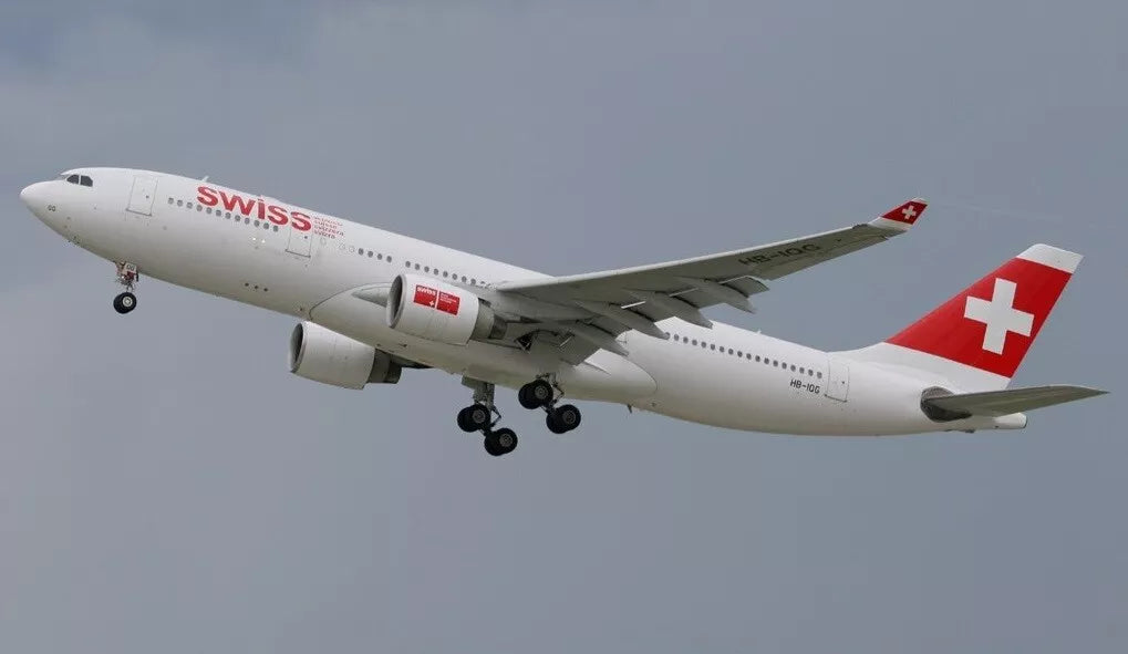 JFOX SWISS INTERNATIONAL AIRLINES A330-223 REG: HB-IQG