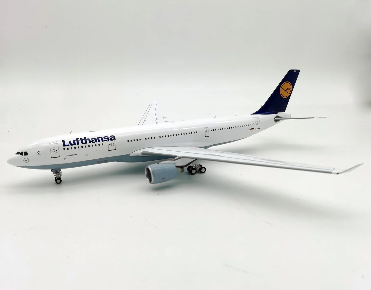 JFOX A330-223 LUFTHANSA REG: D-AIME