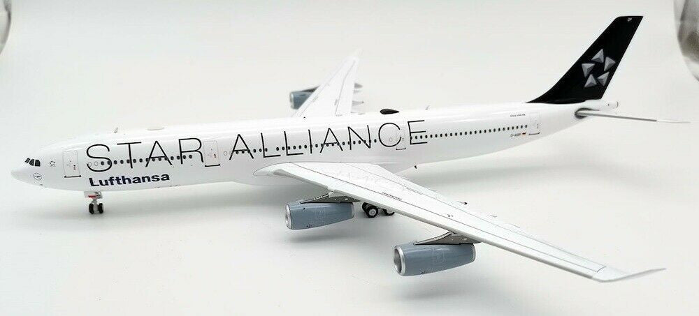 JFOX A340-313 LUFTHANSA "STAR ALLIANCE" REG: D-AIGP