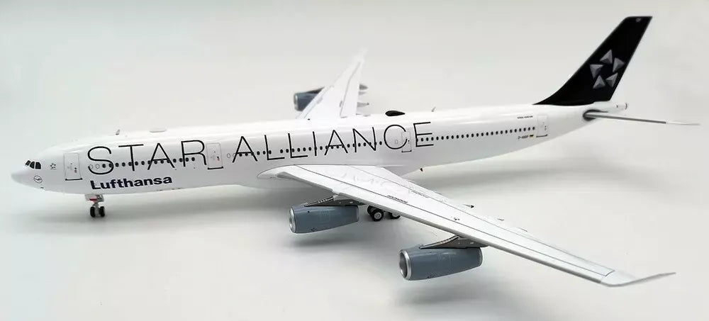 JFOX A340-313 LUFTHANSA "STAR ALLIANCE" REG: D-AIGP