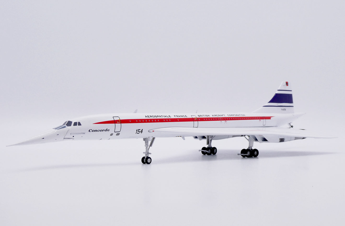 KJ MODELS AÉROSPATIALE-BAC CONCORDE HOUSE COLOURS REG: F-WTSA