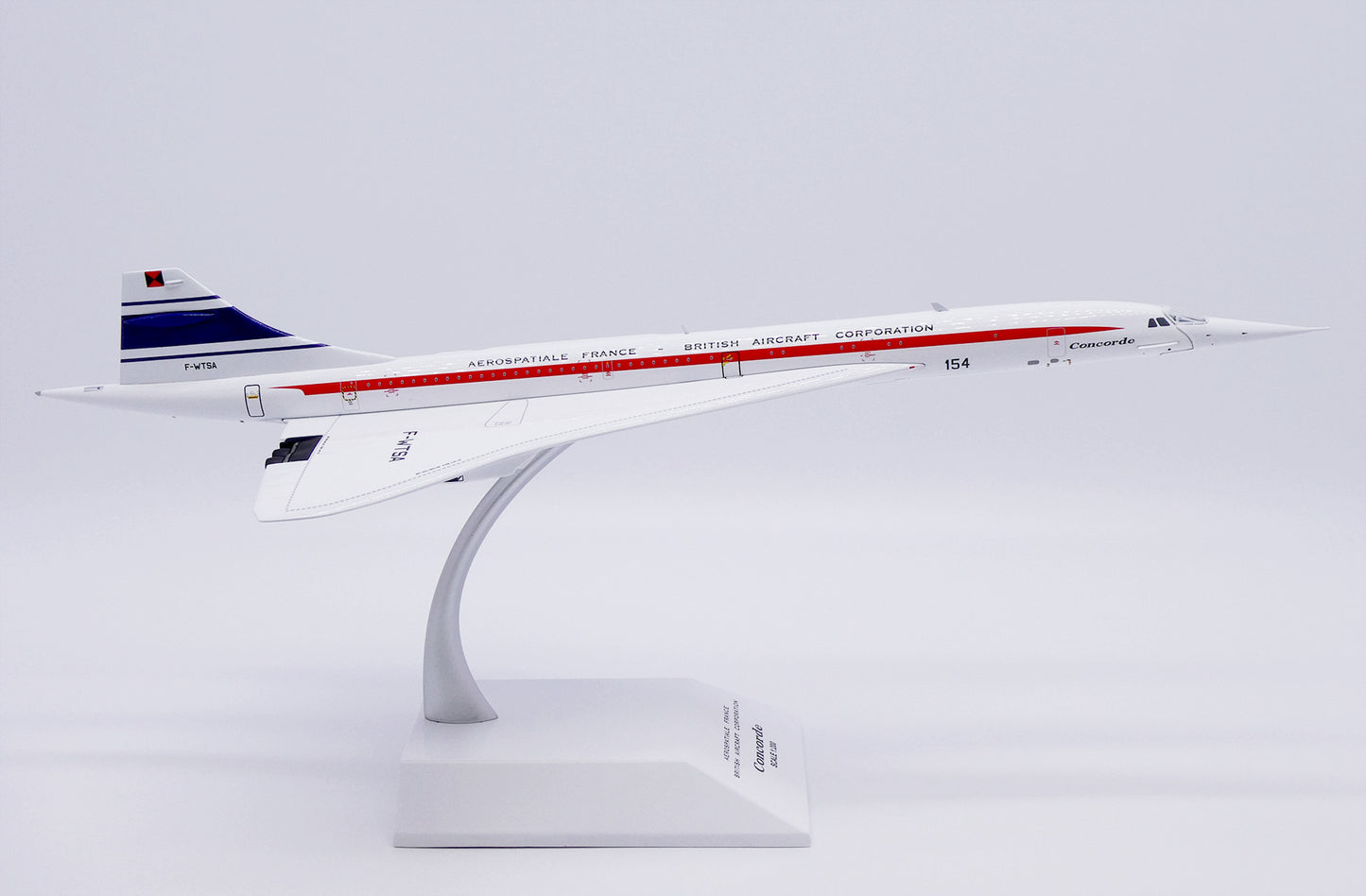 KJ MODELS AÉROSPATIALE-BAC CONCORDE HOUSE COLOURS REG: F-WTSA