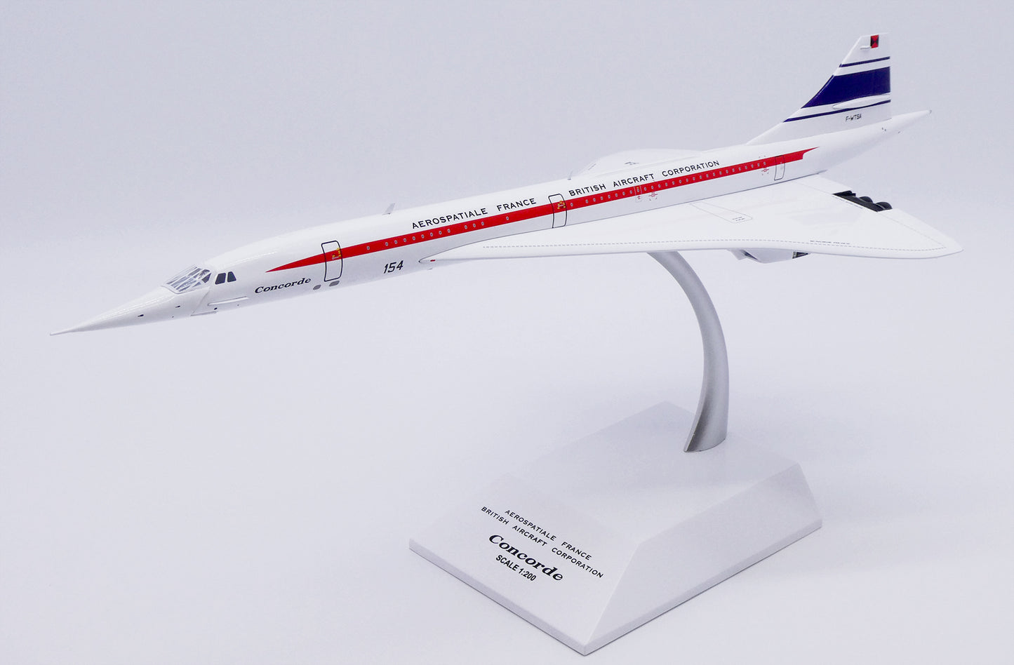 KJ MODELS AÉROSPATIALE-BAC CONCORDE HOUSE COLOURS REG: F-WTSA
