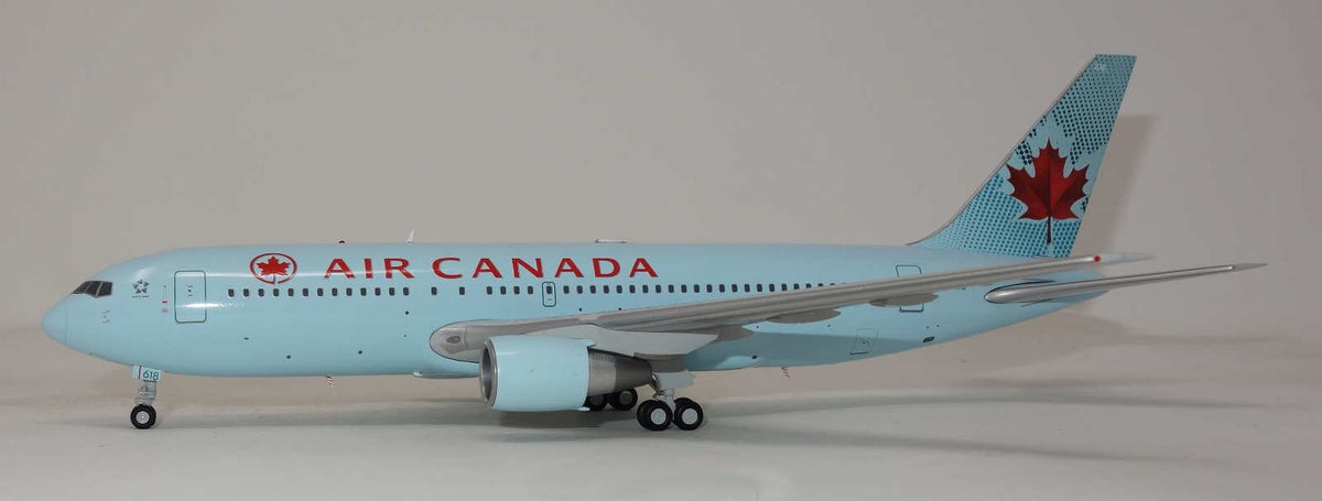 JC WINGS B767-233ER AIR CANADA REG: C-FBEG