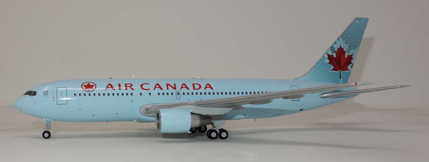 JC WINGS B767-233ER AIR CANADA REG: C-FBEG