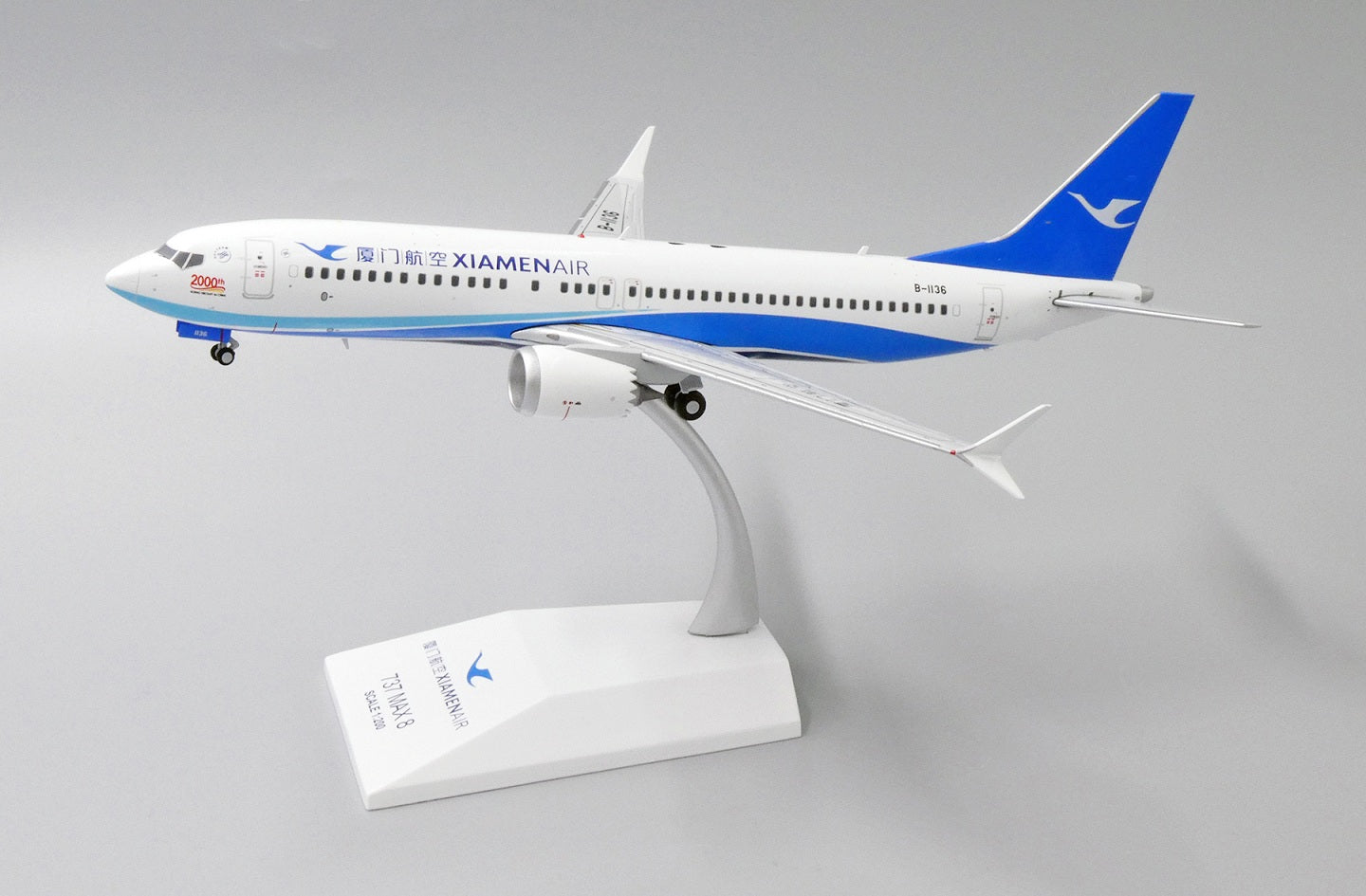 JC WINGS B737-8 MAX XIAMEN AIRLINES "2000TH" REG: B-1136