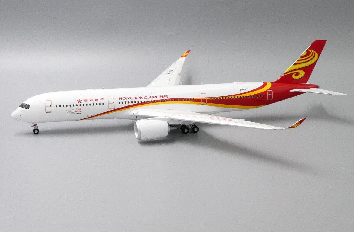 JCWINGS HONG KONG AIRLINES A350 FLAP DOWN REG: B-LGE