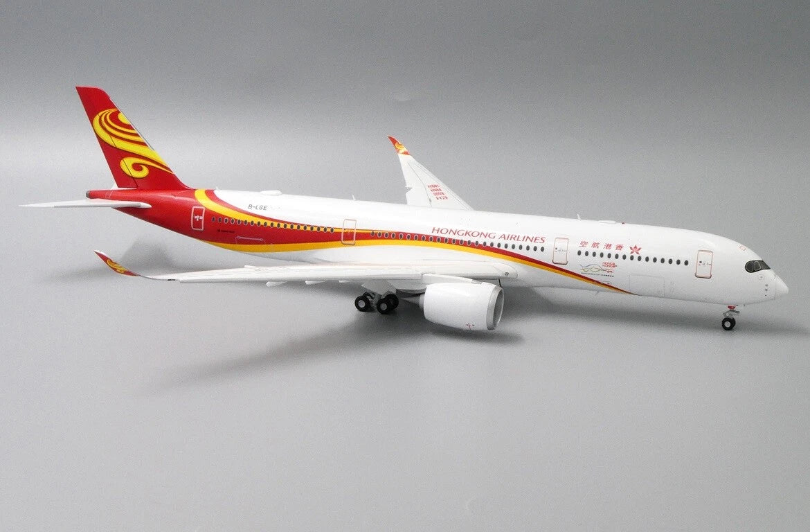 JCWINGS HONG KONG AIRLINES A350 FLAP DOWN REG: B-LGE