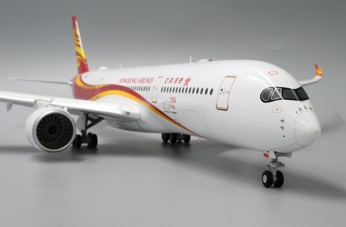JC WINGS A350 HONG KONG AIRLINES (FLAPS DOWN) REG: B-LGE