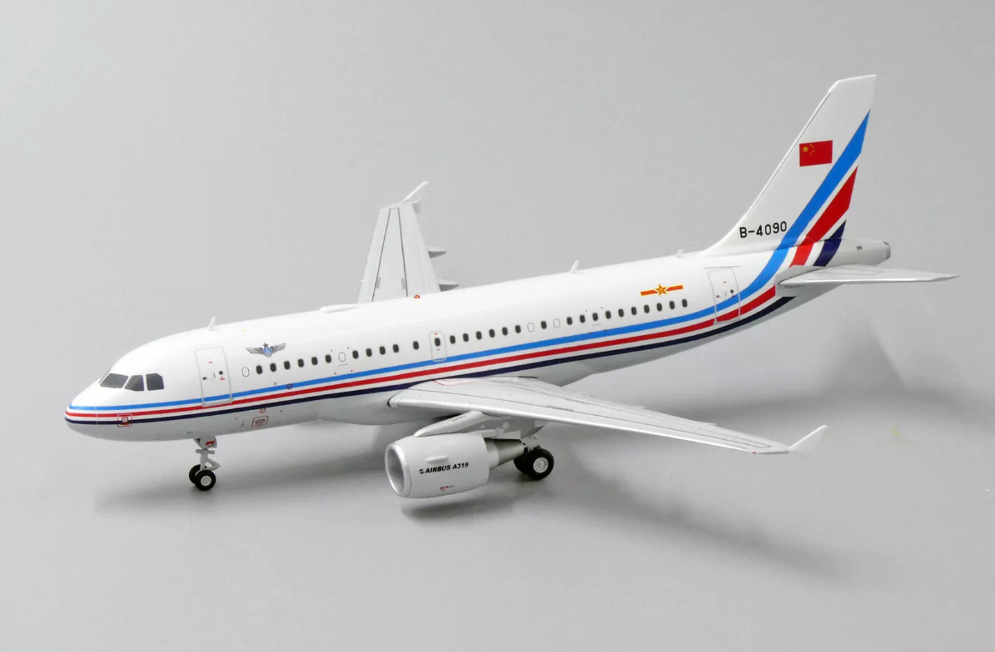 JCWINGS AIRBUS A319 CHINA AIR FORCE REG: B-4090