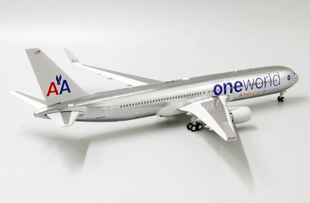 JCWINGS B767-300 ER AMERICAN AIRLINES 'ONEWORLD' REG N395AN