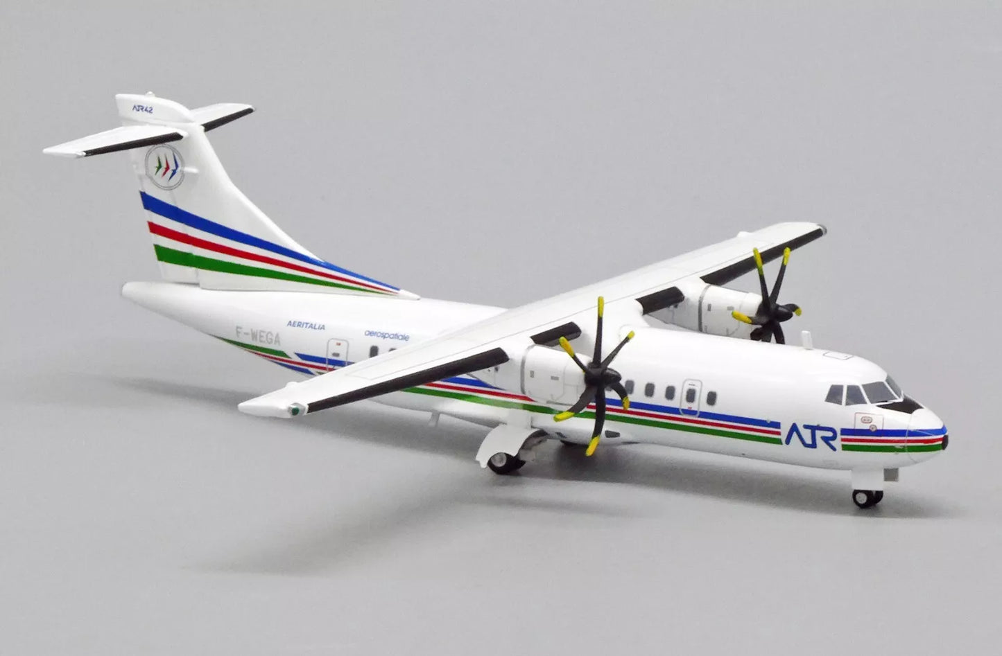 JC WINGS ATR42-300 HOUSE COLOUR REG: F-WEGA