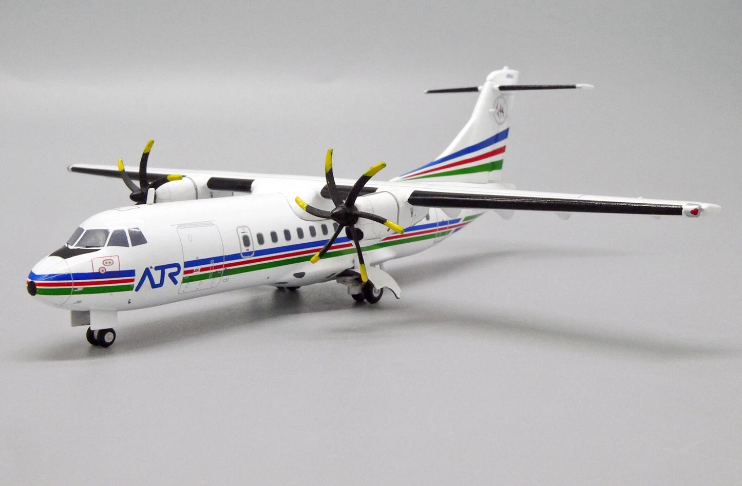 JC WINGS ATR42-300 HOUSE COLOUR REG: F-WEGA