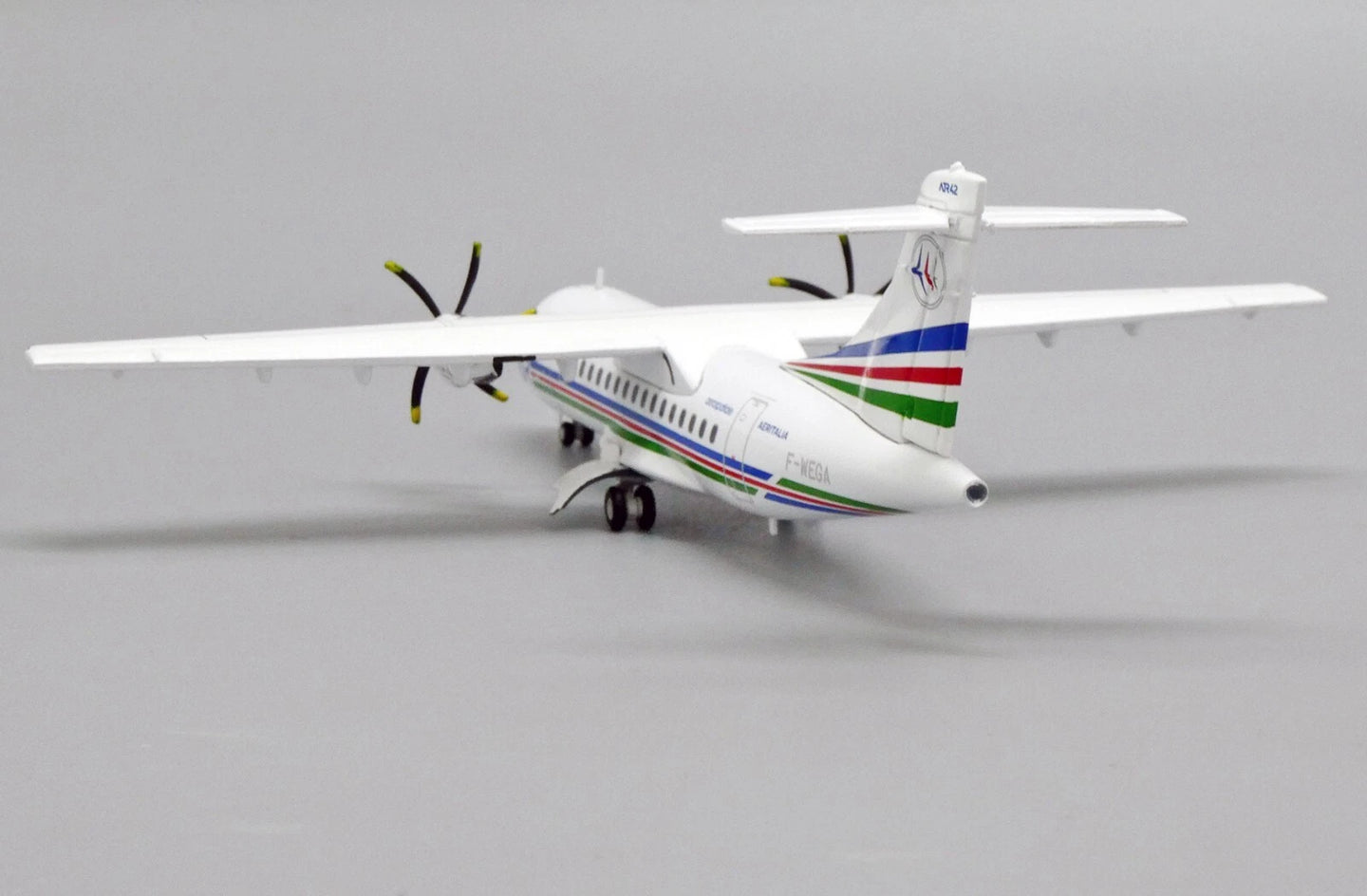 JC WINGS ATR42-300 HOUSE COLOUR REG: F-WEGA
