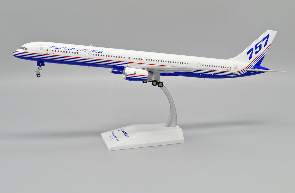 JC WINGS B757-300 HOUSE COLOURS REG: N757X