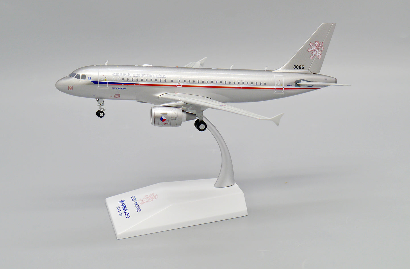 JC WINGS A319(CJ) CZECH REPUBLIC AIR FORCE REG: 3085