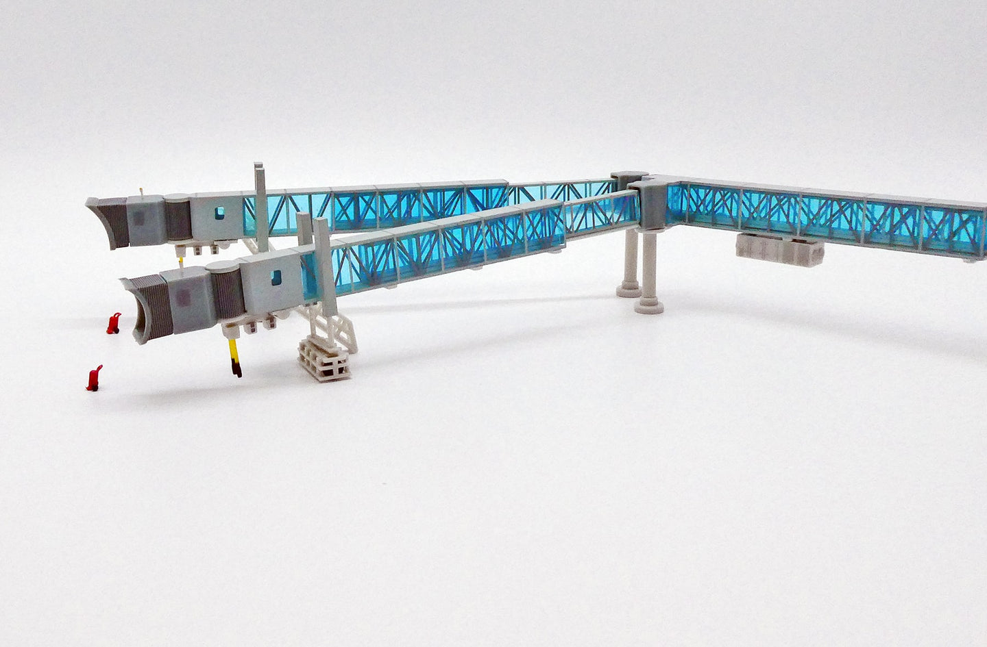 JC WINGS B747 AIR PASSENGER BRIDGE (BLUE)