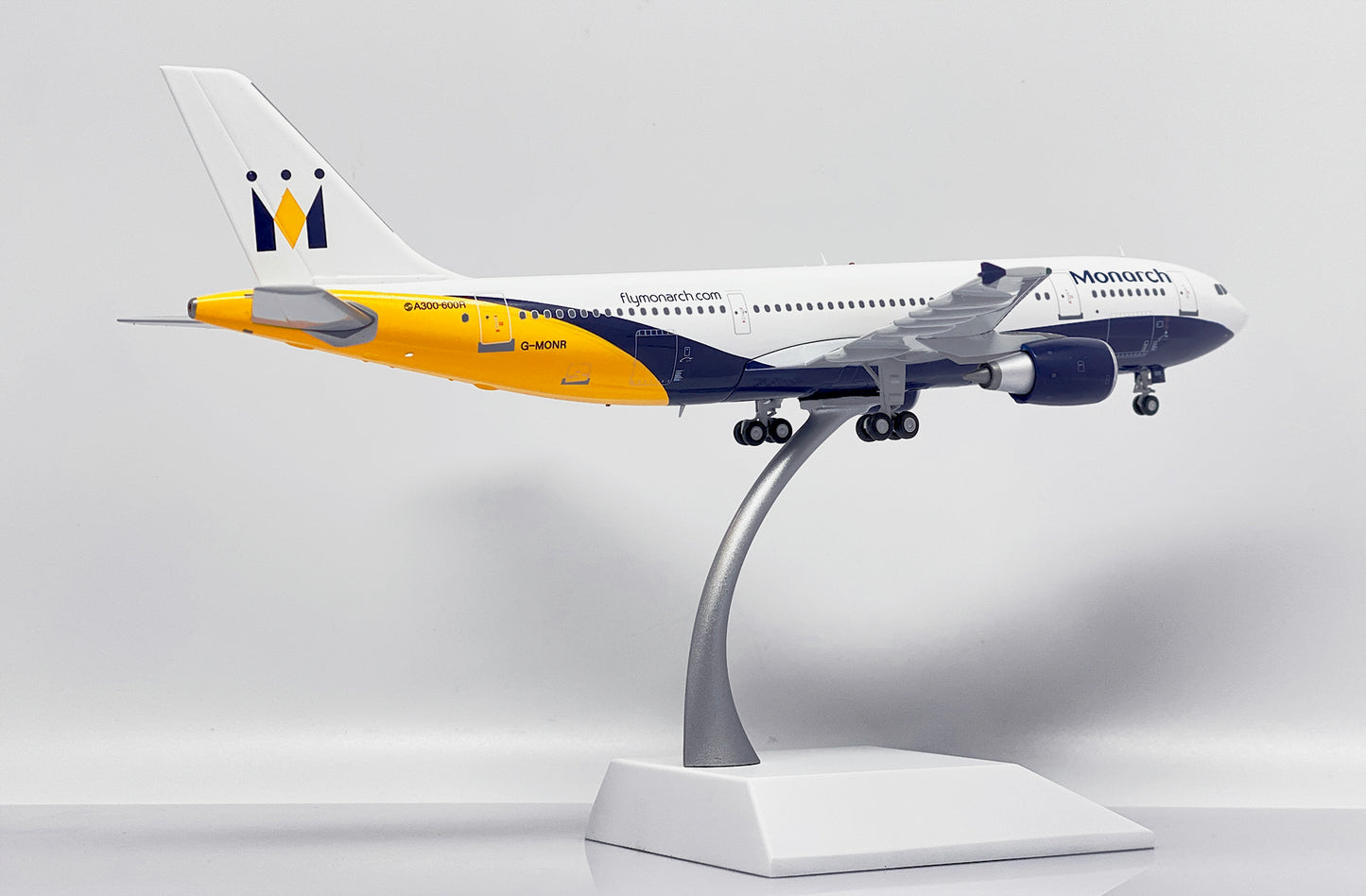 JC WINGS A300-600R MONARCH AIRLINES REG: G-MONR