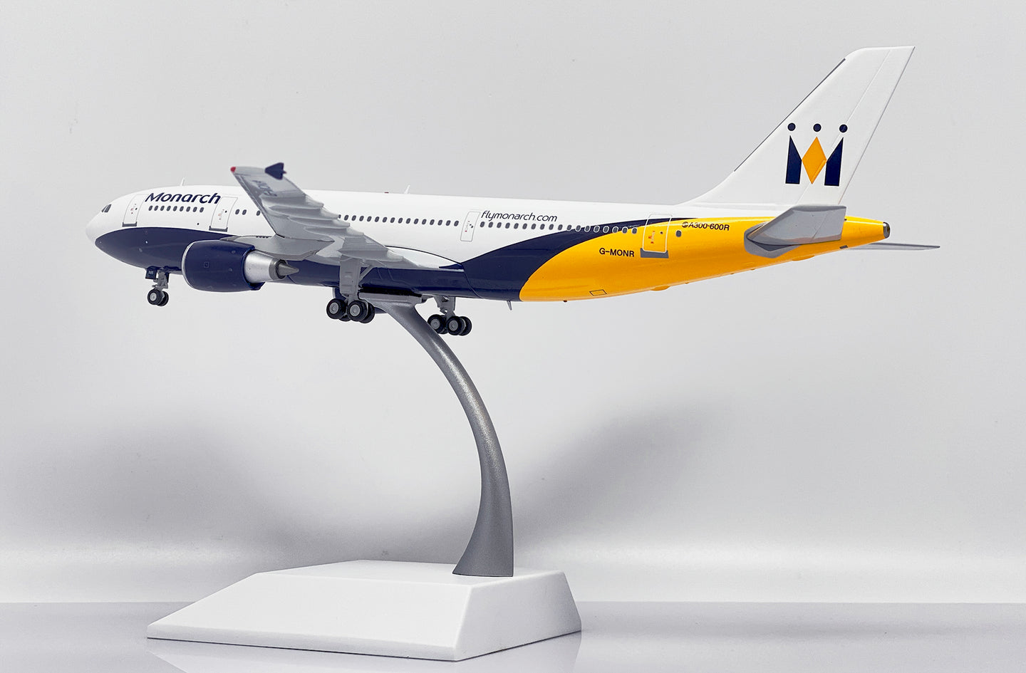 JC WINGS A300-600R MONARCH AIRLINES REG: G-MONR