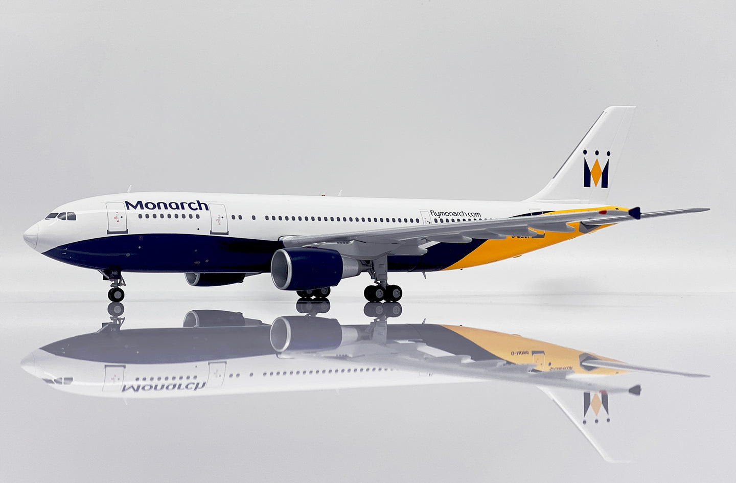 JC WINGS A300-600R MONARCH AIRLINES REG: G-MONR