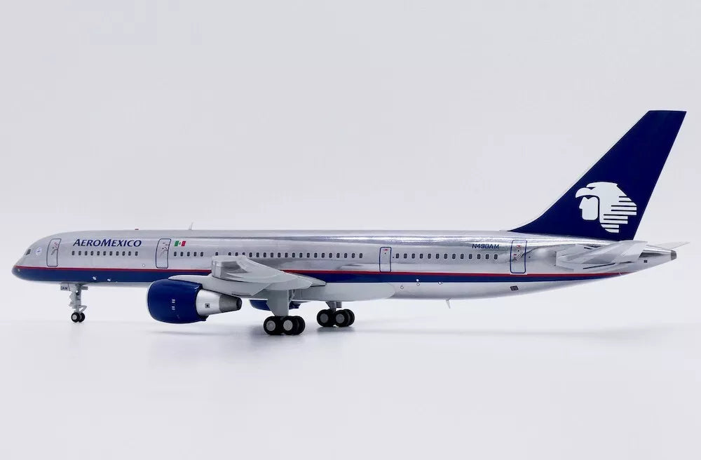 JC WINGS B757-200 AEROMEXICO (POLISHED) REG: N490AM