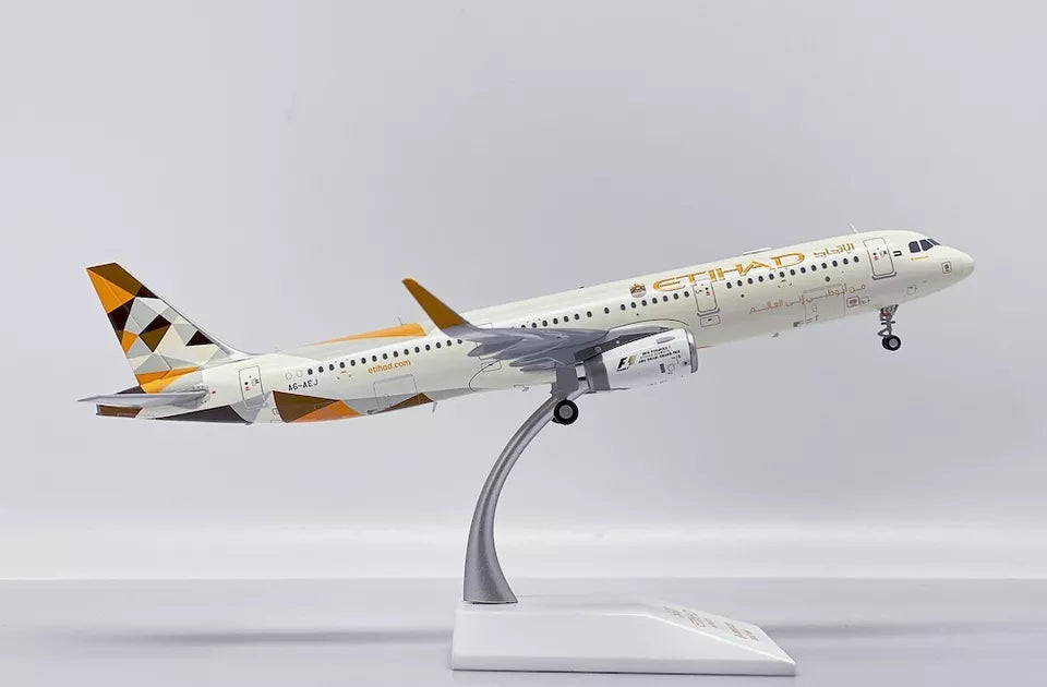 JC WINGS A321 ETIHAD AIRWAYS REG: A6-AEJ