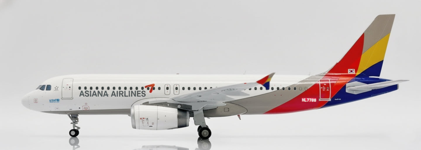 JC WINGS A320 ASIANA AIRLINES REG: HL7788