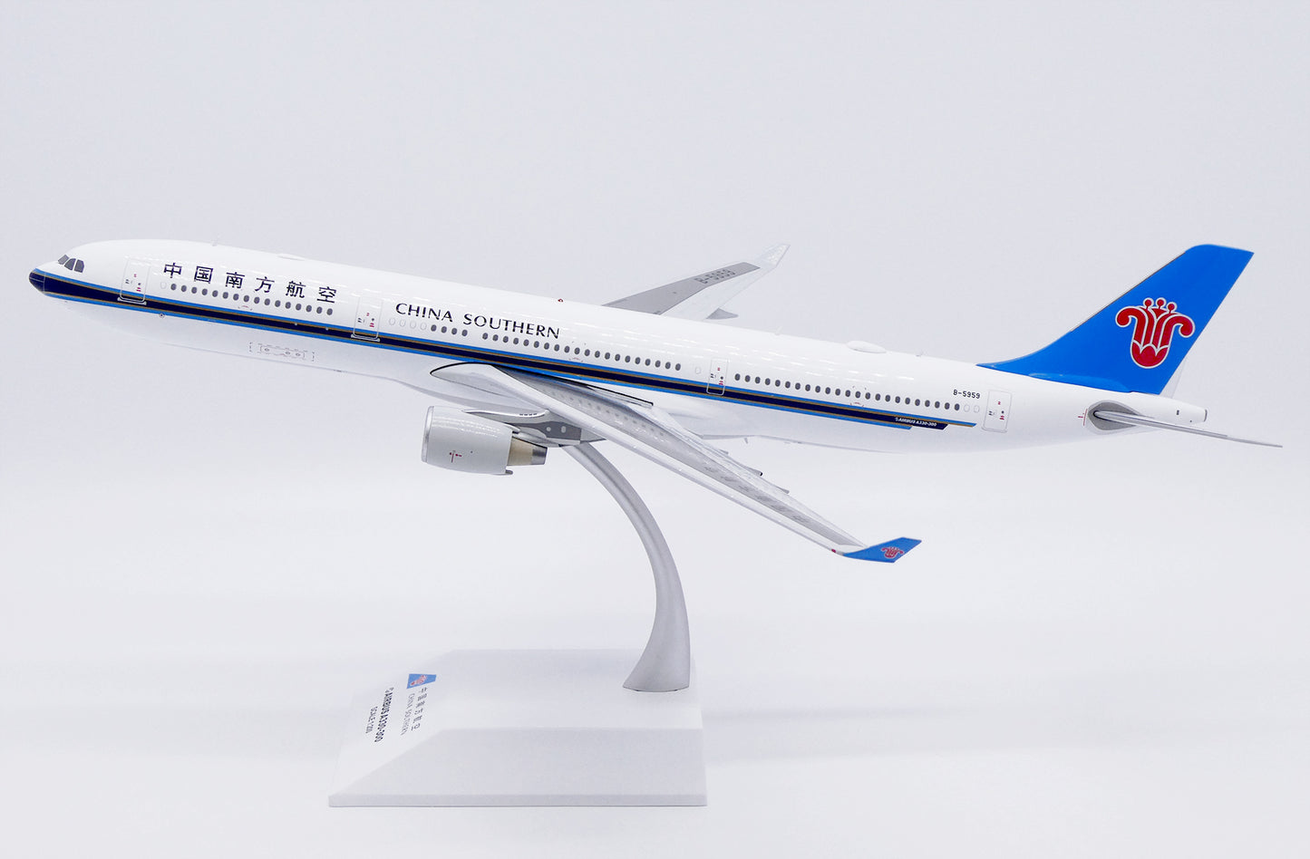 JC WINGS A330-300 CHINA SOUTHERN AIRLINES REG: B-5959