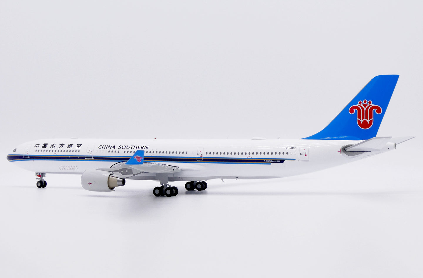 JC WINGS A330-300 CHINA SOUTHERN AIRLINES REG: B-5959