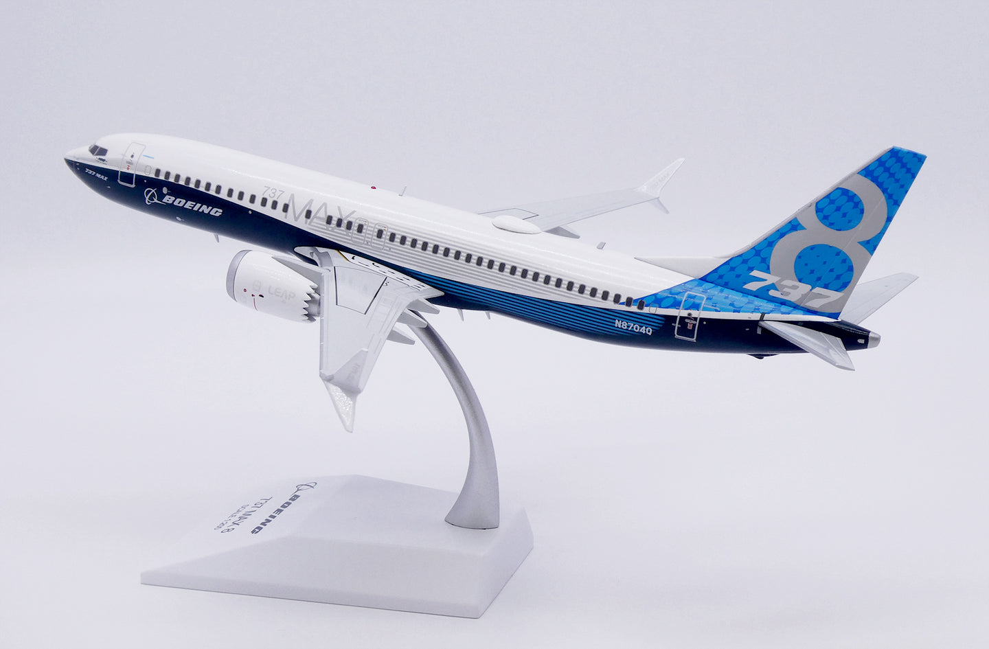 JC WINGS B737 MAX 8 HOUSE COLOURS "BOEING HOUSE COLOUR" REG: N8704Q