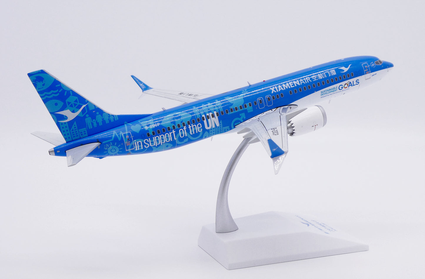 JC WINGS B737 MAX 8 XIAMEN AIRLINES "IN SUPPORT OF THE UN" REG: B-20CP
