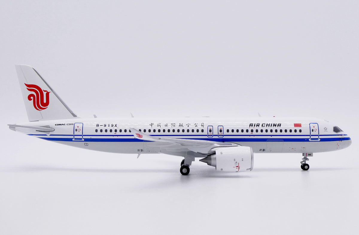 JC WINGS C919 AIR CHINA REG: B-919X WITH STAND