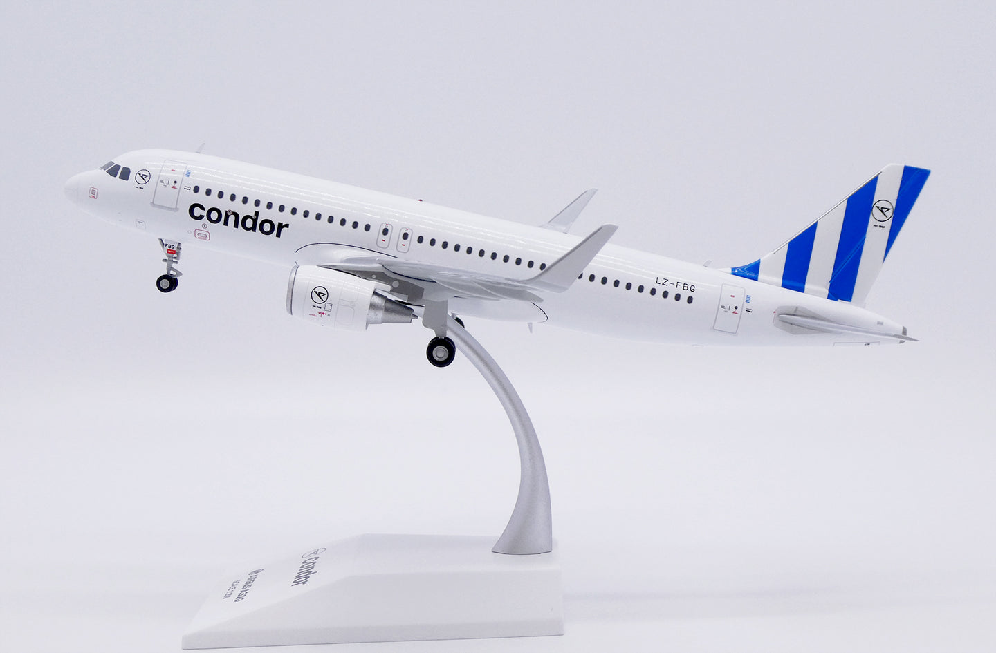 JC WINGS A320 CONDOR "BLUE TAIL" REG: LZ-FBG