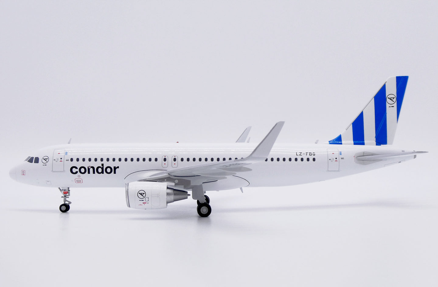 JC WINGS A320 CONDOR "BLUE TAIL" REG: LZ-FBG