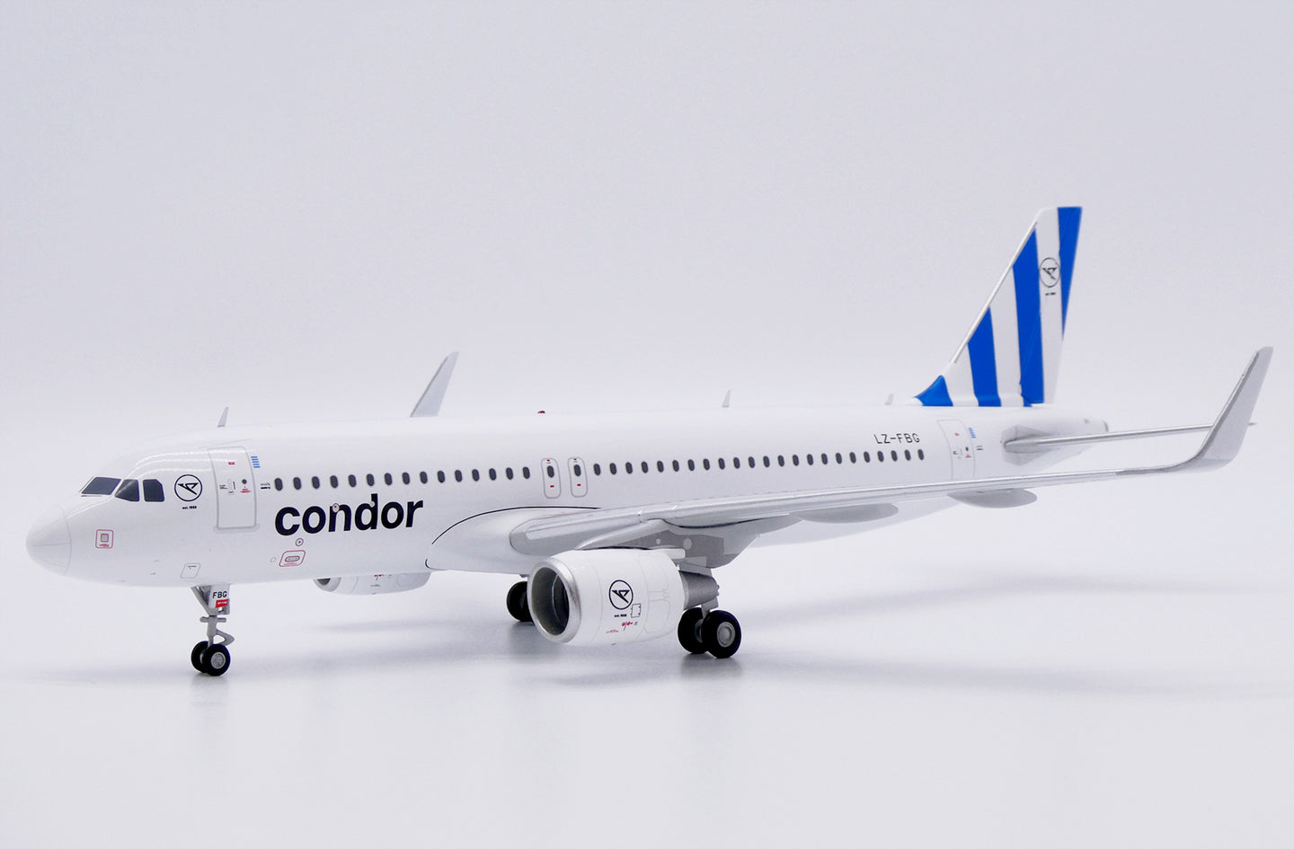 JC WINGS A320 CONDOR "BLUE TAIL" REG: LZ-FBG