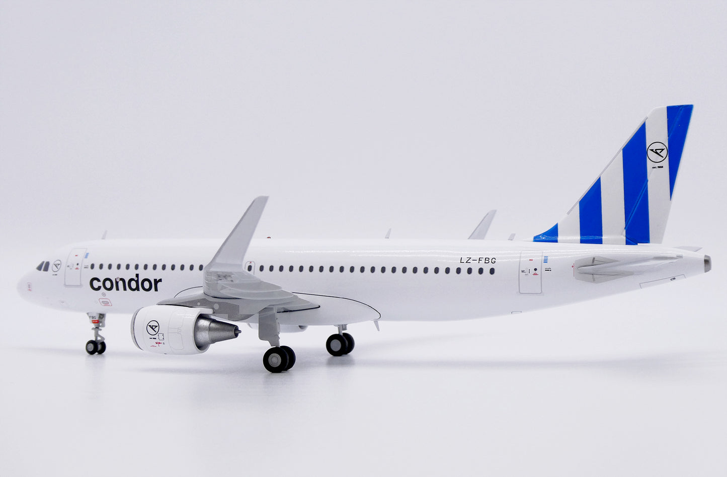 JC WINGS A320 CONDOR "BLUE TAIL" REG: LZ-FBG