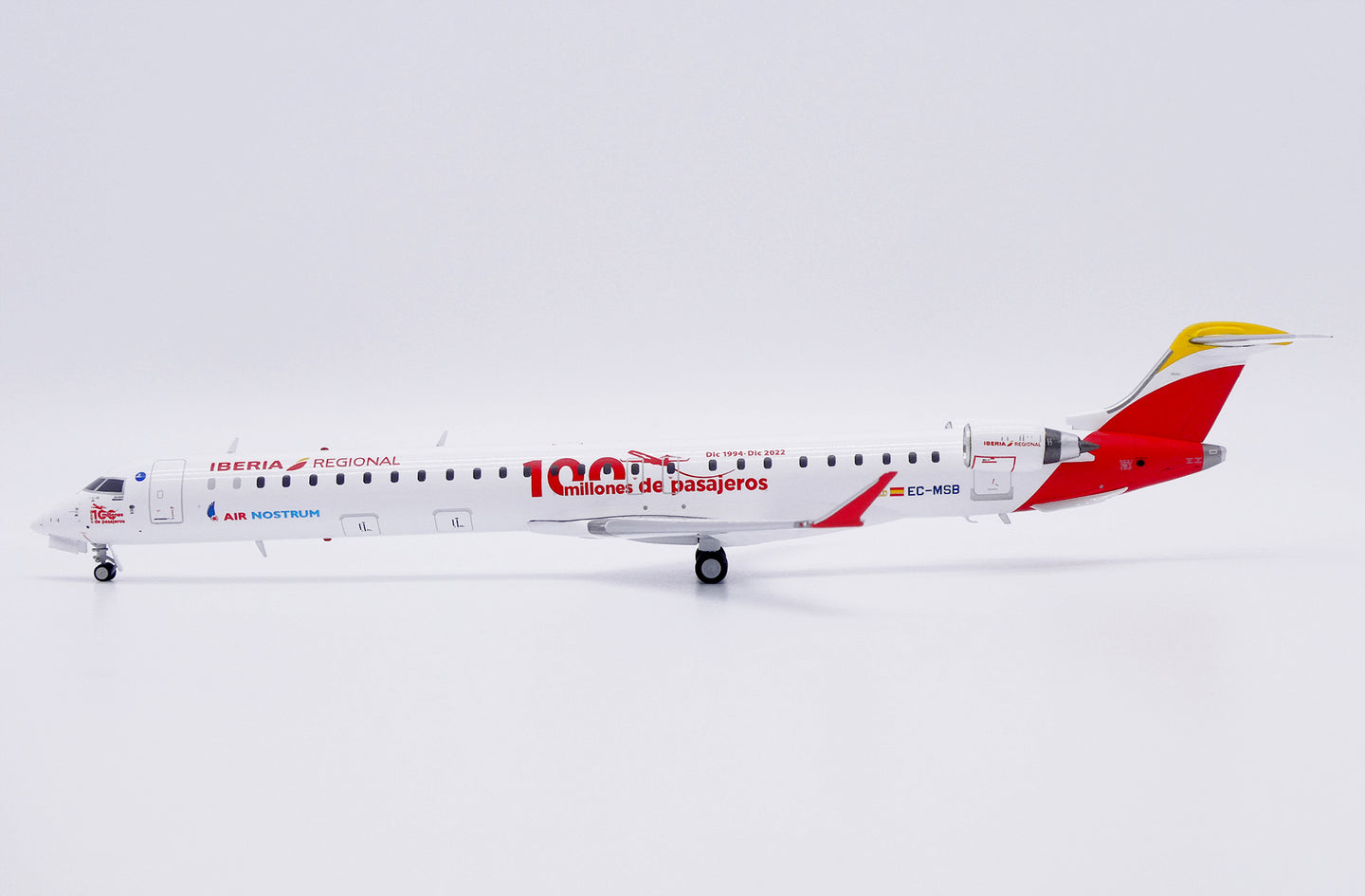 JC WINGS CRJ-1000 IBERIA REGIONAL (AIR NOSTRUM) "100 MILLONES DE PASAJEROS" REG: EC-MSB