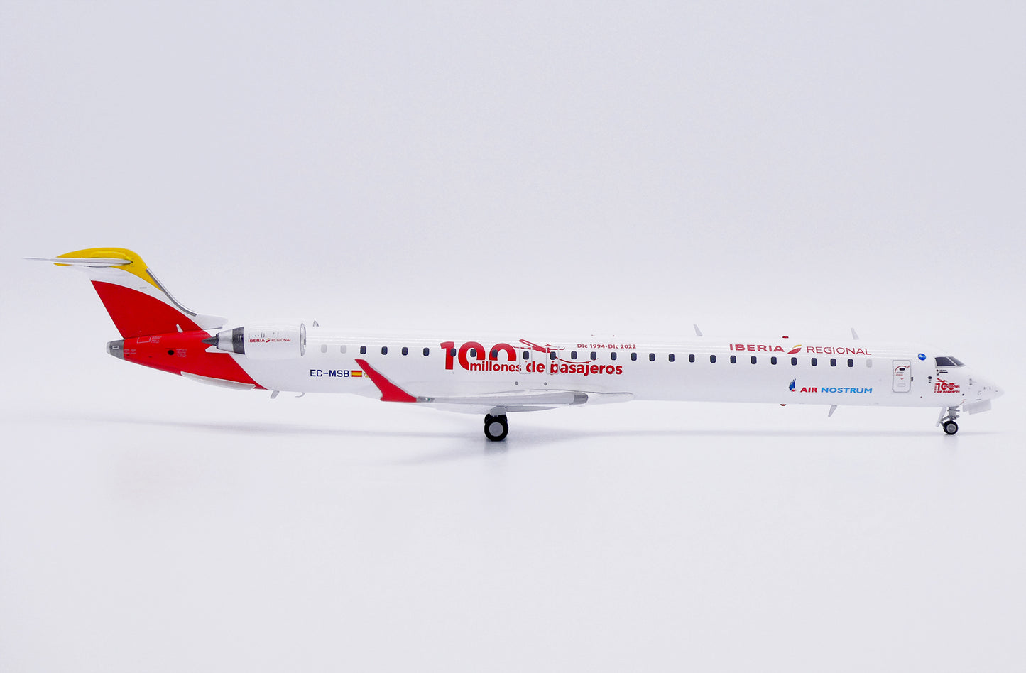 JC WINGS CRJ-1000 IBERIA REGIONAL (AIR NOSTRUM) "100 MILLONES DE PASAJEROS" REG: EC-MSB