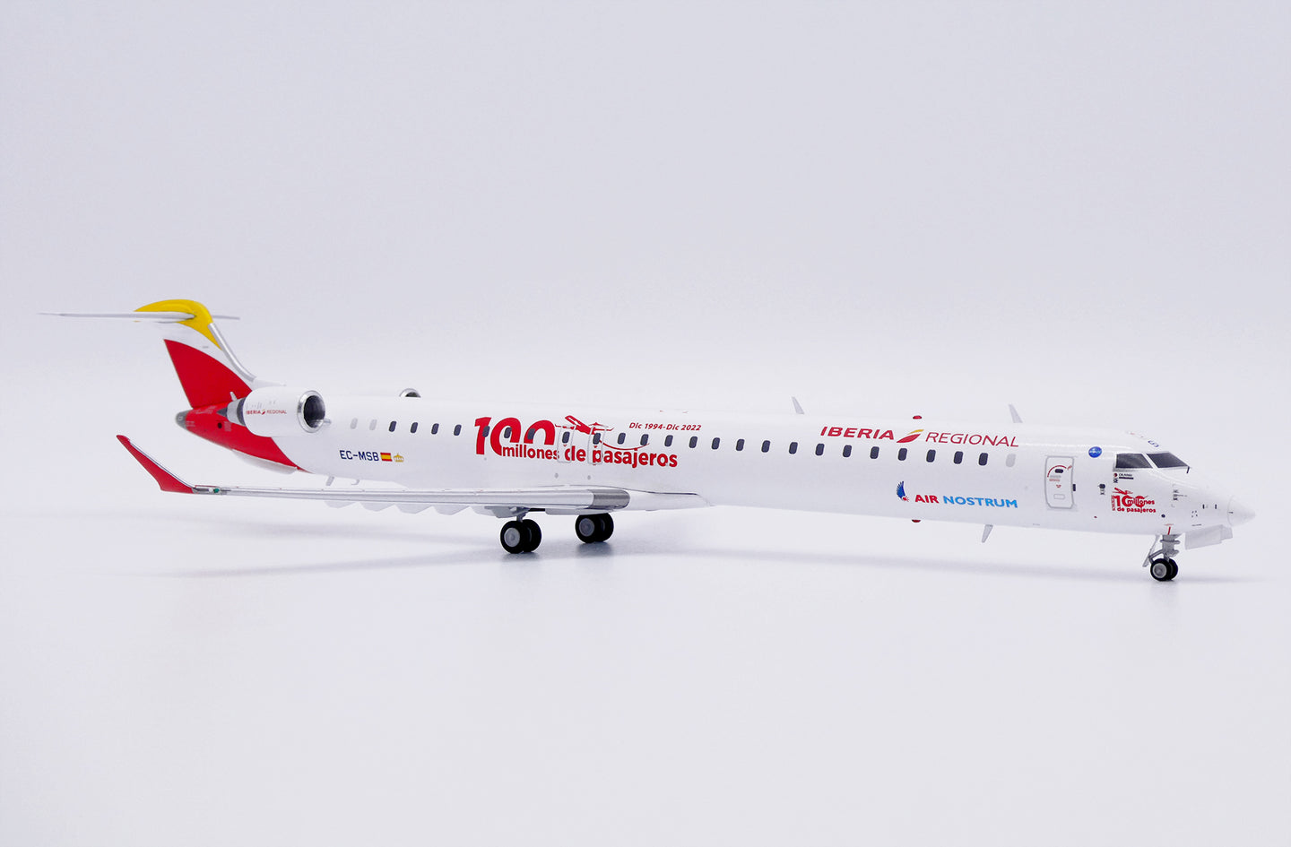 JC WINGS CRJ-1000 IBERIA REGIONAL (AIR NOSTRUM) "100 MILLONES DE PASAJEROS" REG: EC-MSB