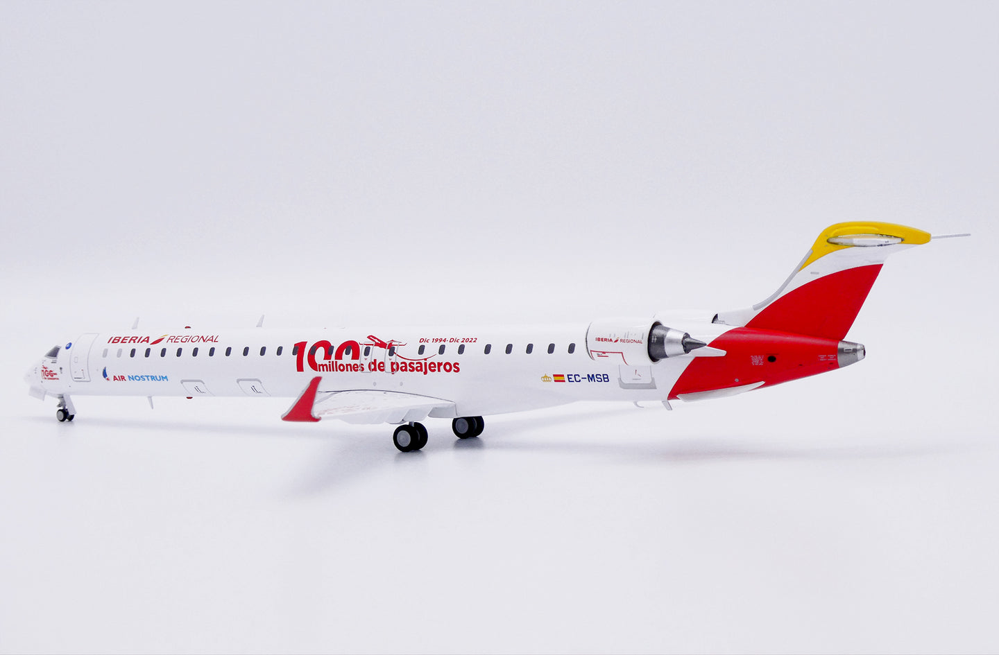 JC WINGS CRJ-1000 IBERIA REGIONAL (AIR NOSTRUM) "100 MILLONES DE PASAJEROS" REG: EC-MSB