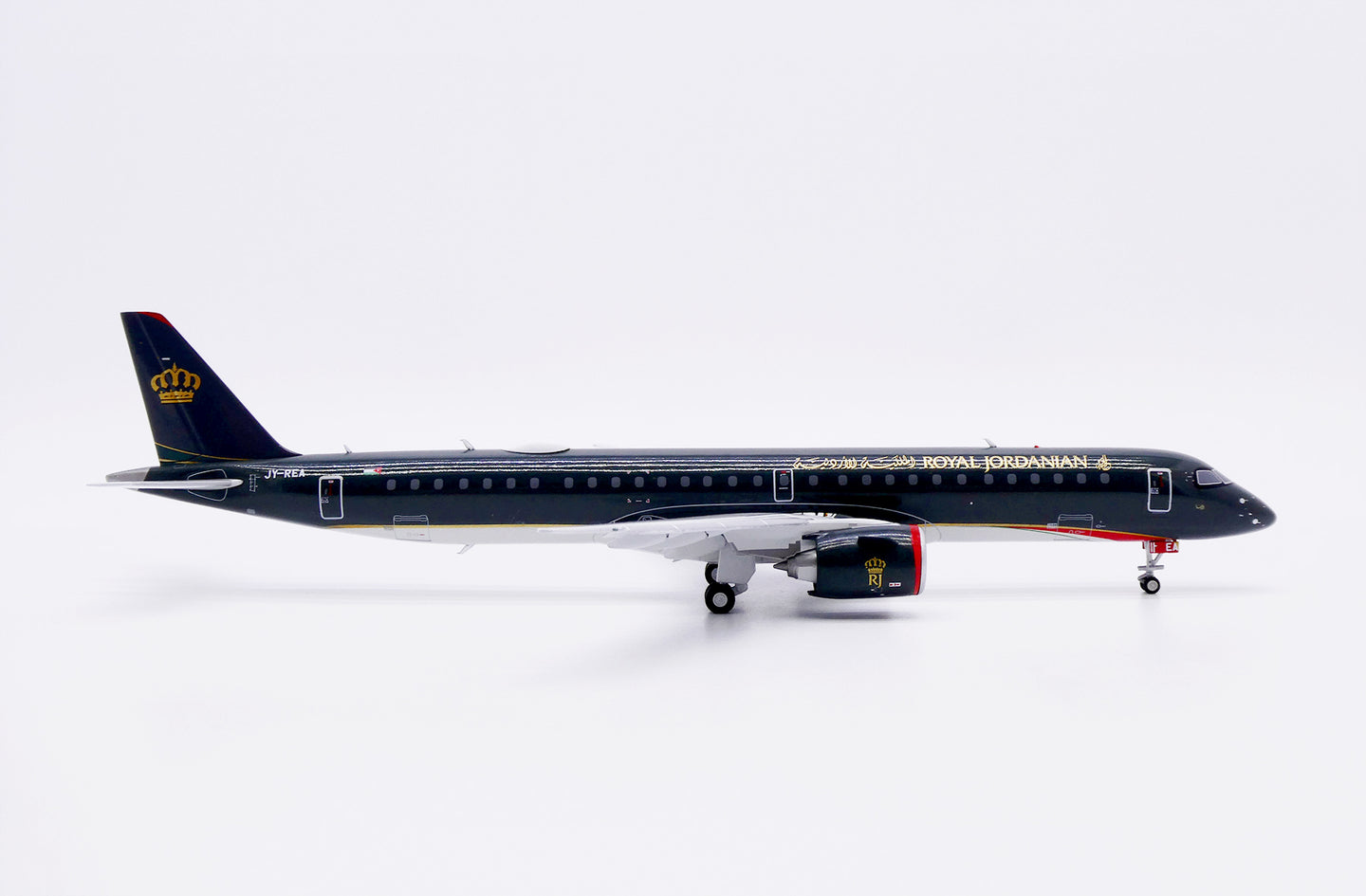 JC WINGS ERJ-190-400STD ROYAL JORDANIAN (FLAPS DOWN) REG: JY-REA