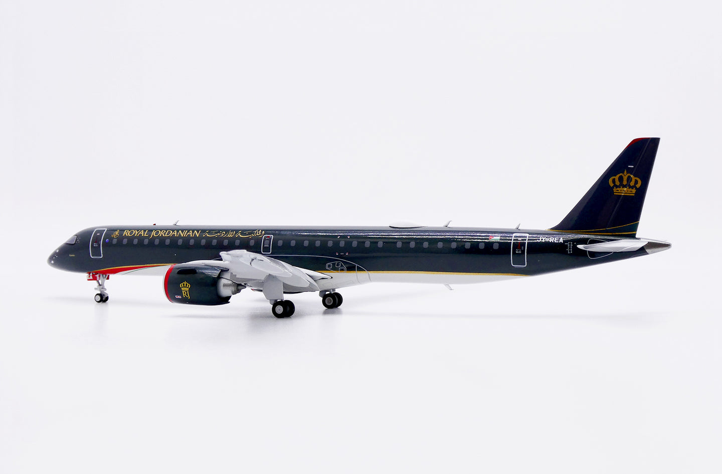 JC WINGS ERJ-190-400STD ROYAL JORDANIAN (FLAPS DOWN) REG: JY-REA