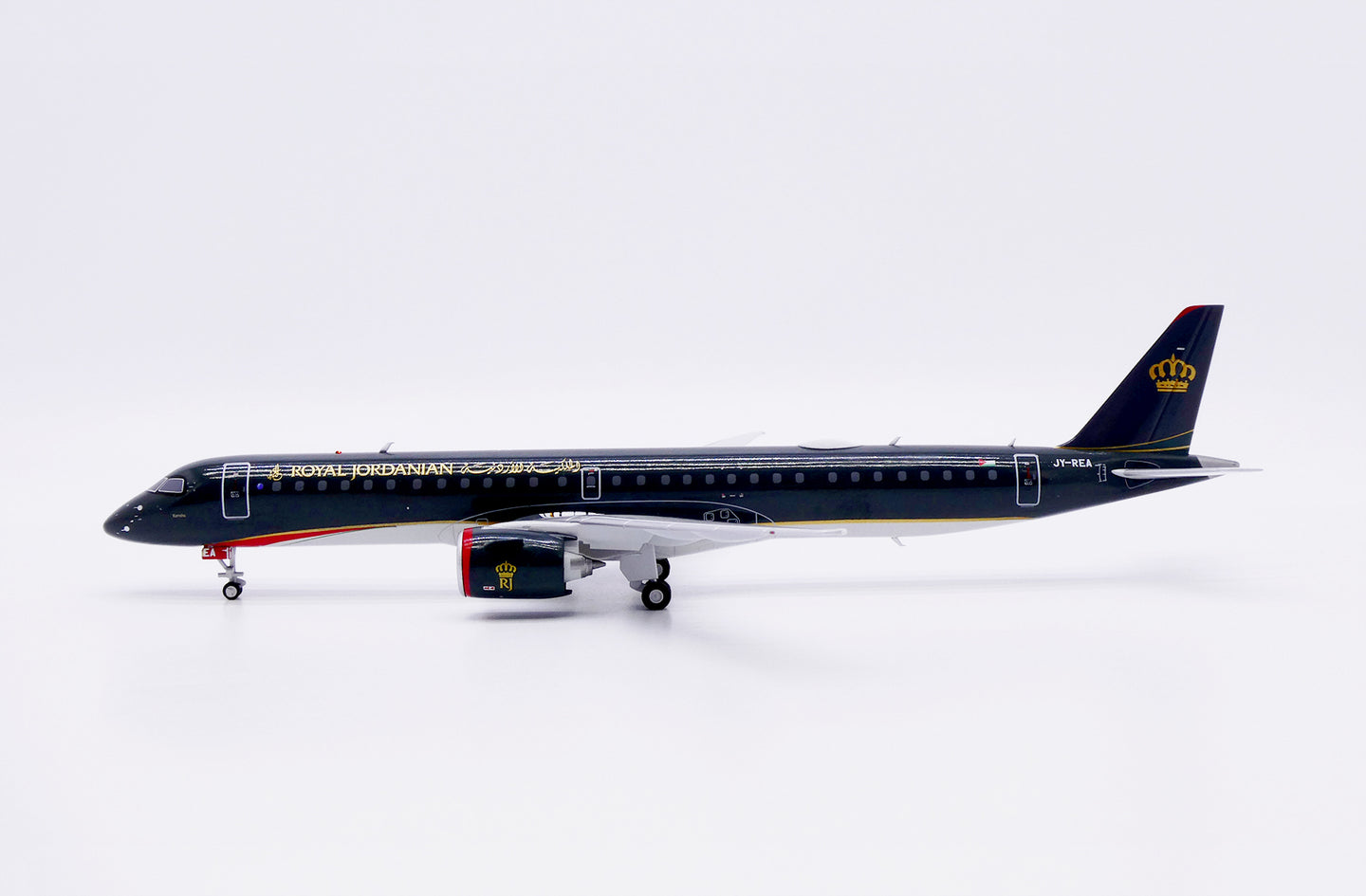 JC WINGS ERJ-190-400STD ROYAL JORDANIAN REG: JY-REA