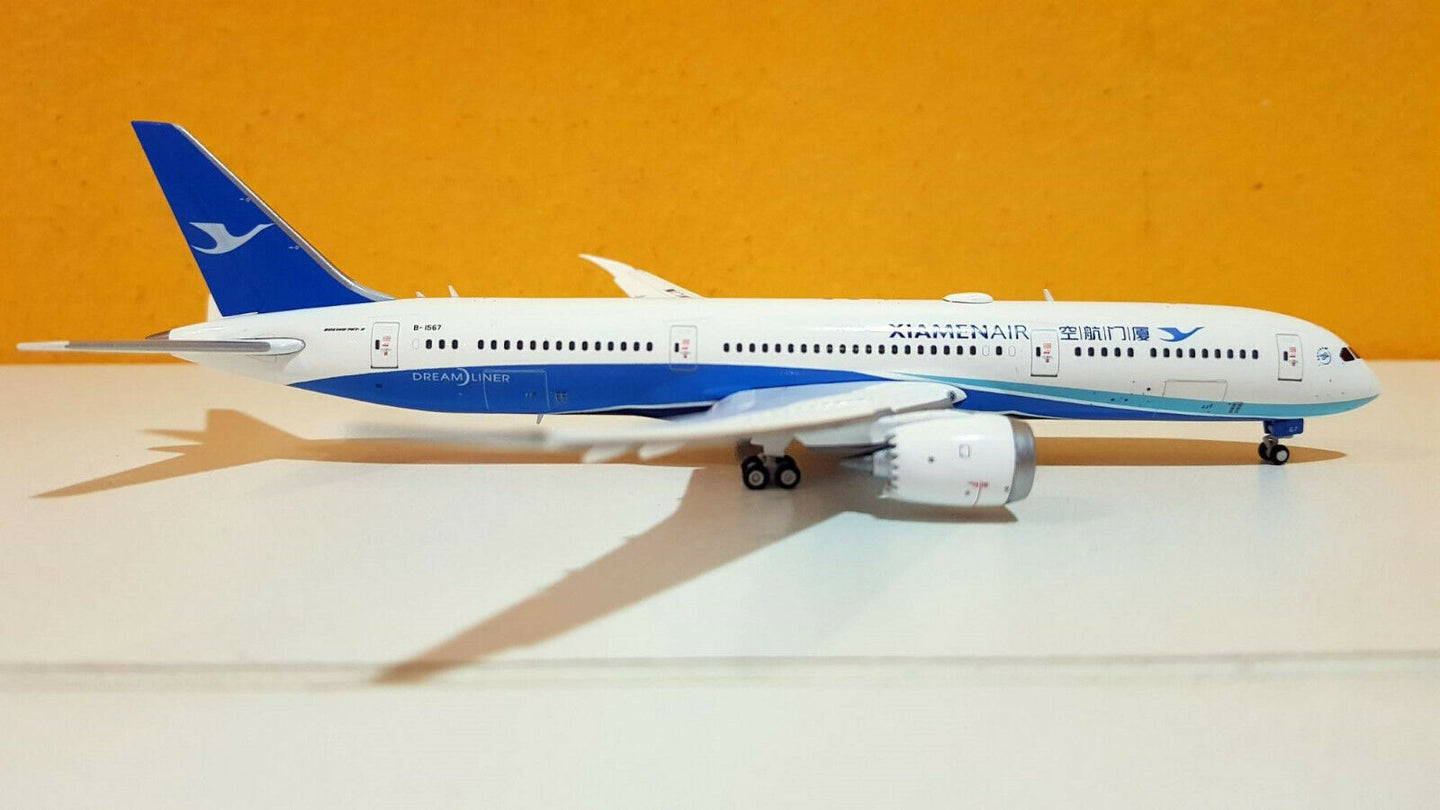 JC WINGS B787-9 XIAMEN AIRLINES (FLAP DOWN) REG: B-1567