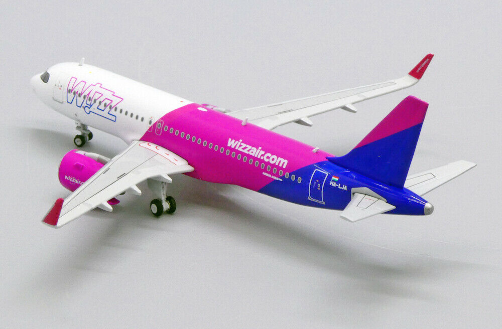 JC WINGS A320NEO WIZZ AIR REG: HA-LJA