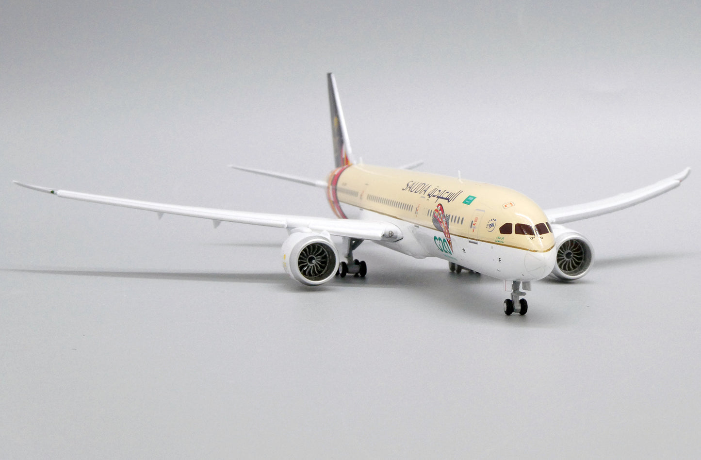 JC WINGS B787-9 SAUDI ARABIAN AIRLINES "G20 SAUDI ARABIA 2020" (FLAP DOWN) REG: HZ-ARF