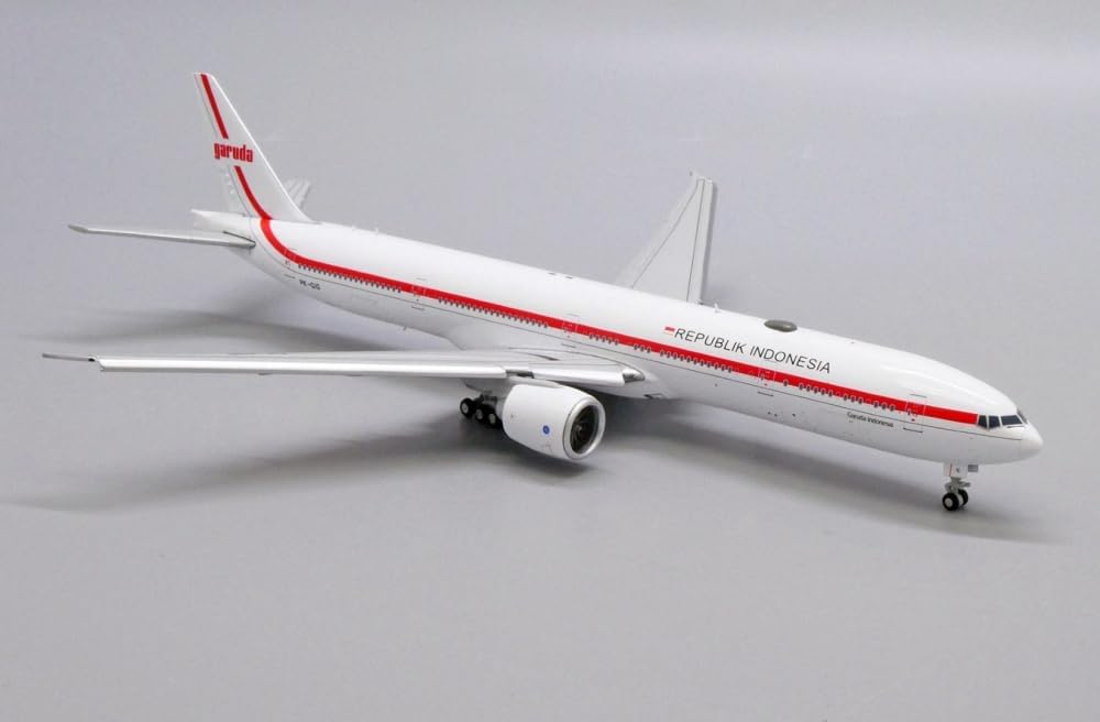JCWINGS B777 GARUDA INDONESIA FLAP DOWN REG: PK-GIG