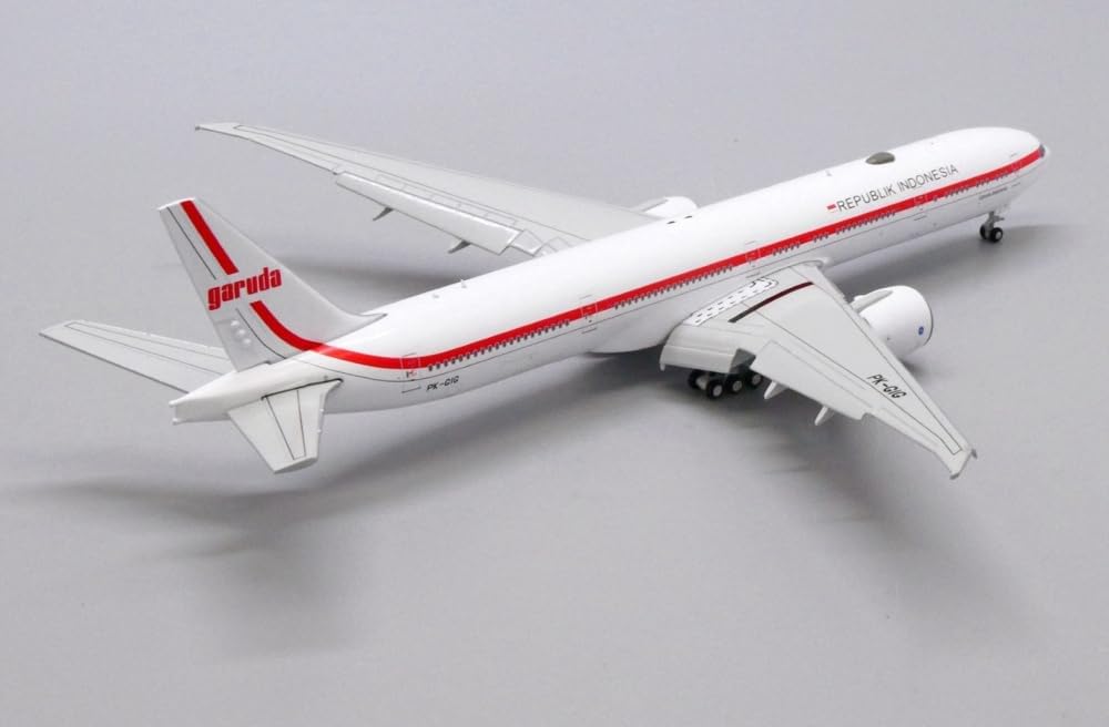 JCWINGS B777 GARUDA INDONESIA FLAP DOWN REG: PK-GIG
