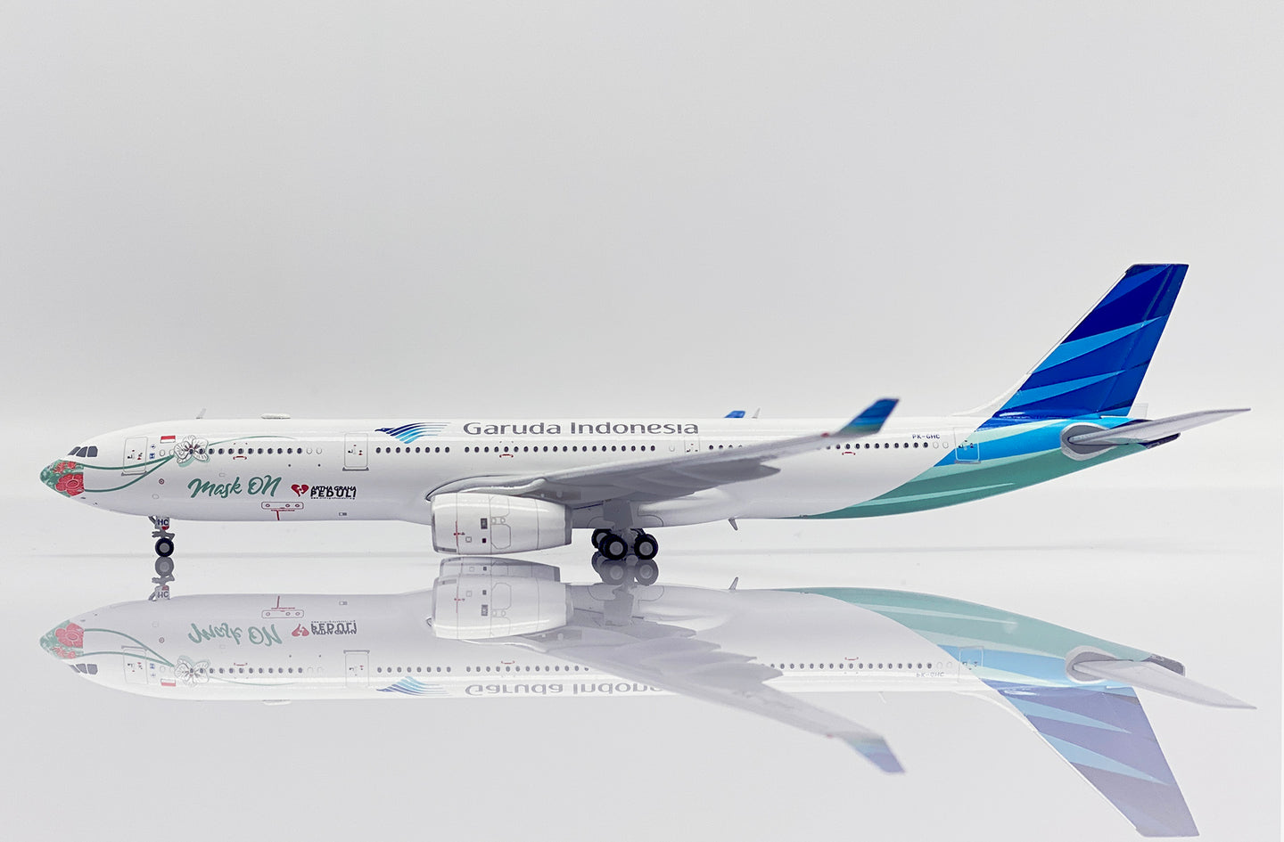 JC WINGS A330-300 GARUDA INDONESIA "MASK ON" REG: PK-GHC